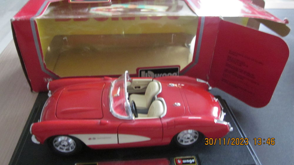 Voiture miniature Chevrolet Corvette de 1957 au 1/24 M�tal 20 Coquelles (62)