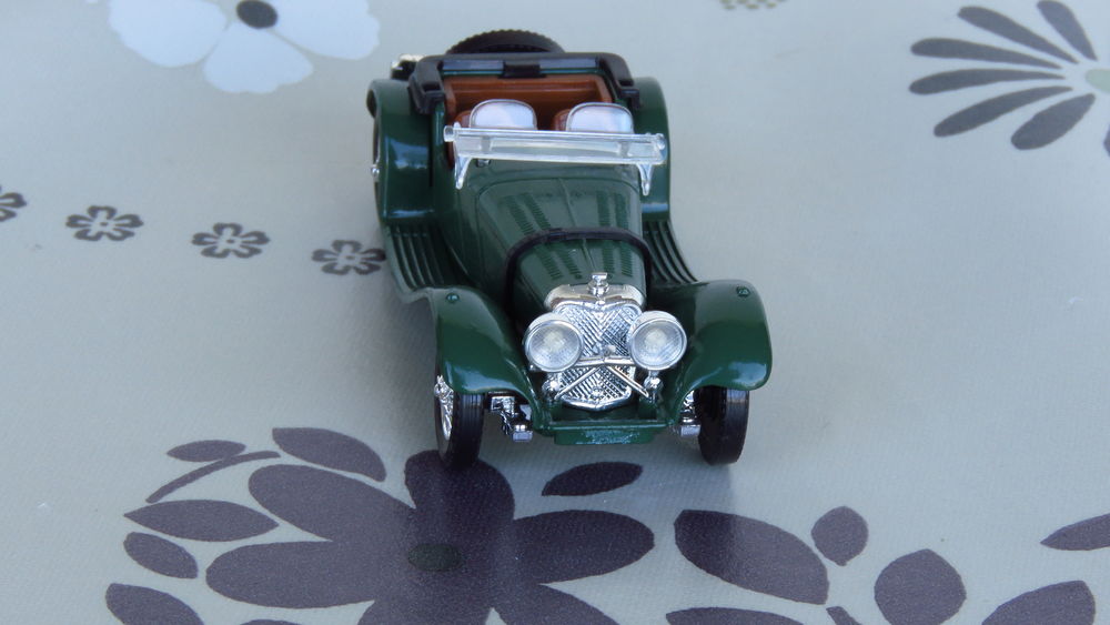 Voiture miniature Jaguar 1/43 10 Gap (05)