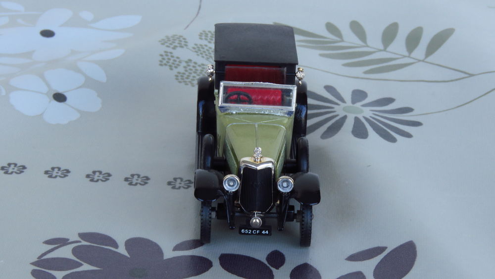 Voiture miniature Panhard 1/43 10 Gap (05)