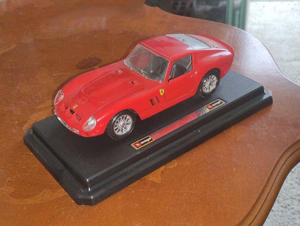 Voiture Miniature 25 Azay-le-Rideau (37)