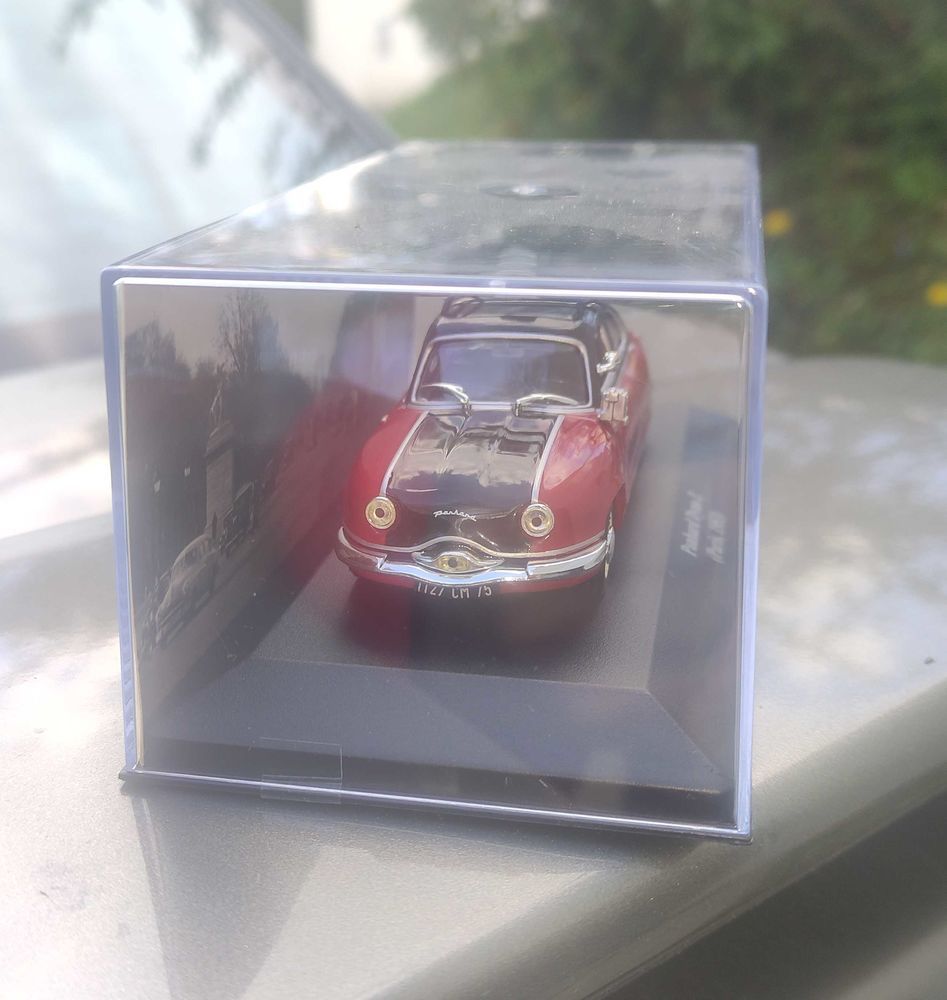 Voiture Miniature 10 Azay-le-Rideau (37)