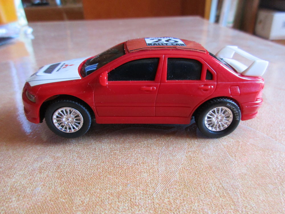 voiture mitsubischi pour circuit �lectrique 10 Grenoble (38)