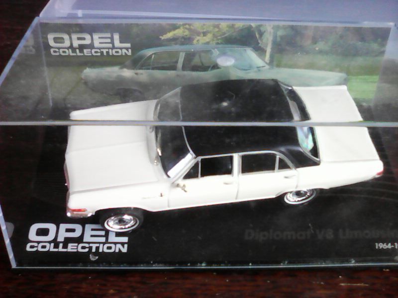 Voiture Opel Collection Diplomat V8 Limousine Mod�le r�duit 16 Marmande (47)