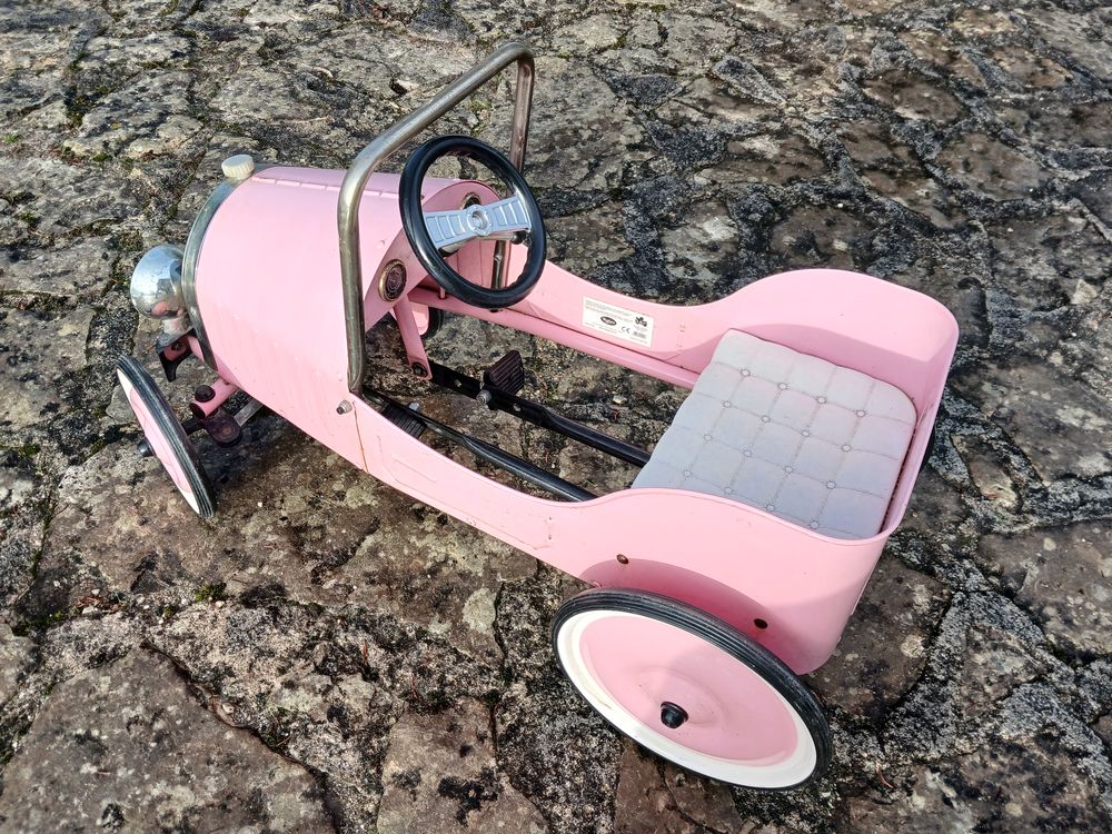 VOITURE � p�dales 110 Verteillac (24)