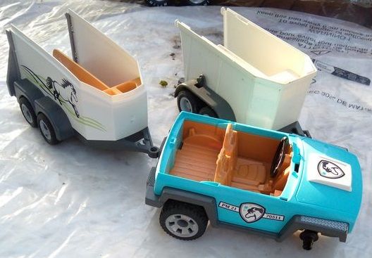 Voiture et van pour poney playmobil country 70511 5 Beauchamp (95)