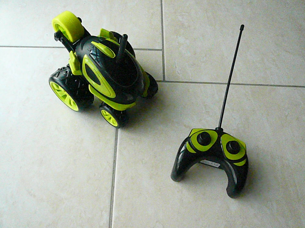 Voiture radiocommand�e 15 Franqueville-Saint-Pierre (76)