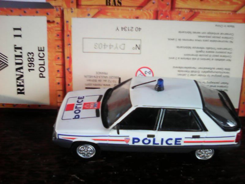Voiture Renault 11 1983 Police Norev 1/43 Mod�le r�duit. 14 Marmande (47)