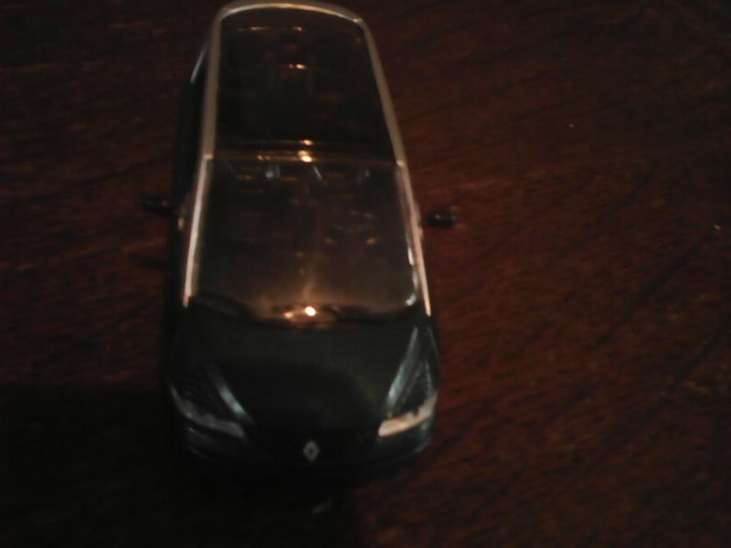 Voiture Renault Avantine Norev Mod�le r�duit 1/43 14 Marmande (47)