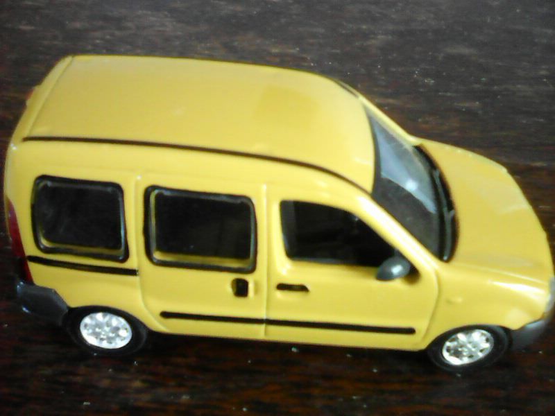 Voiture Renault Kangoo Solido 1/43 14 Marmande (47)