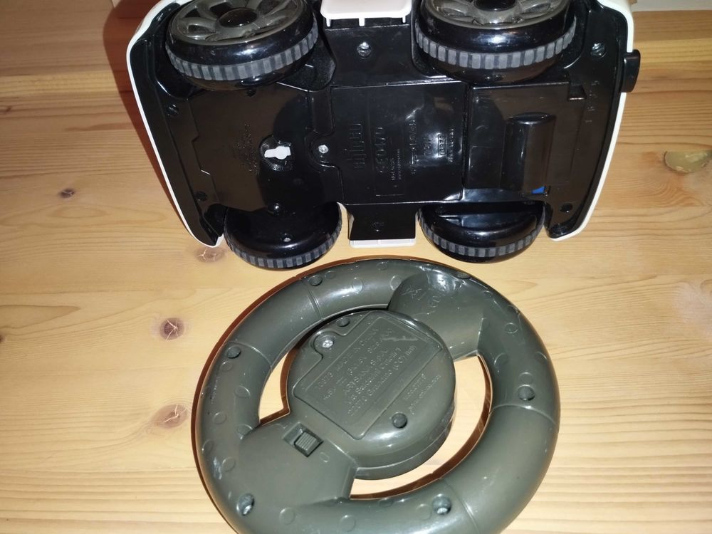 Voiture t�l�command�e Fiat 500 10 Par�ay-les-Pins (49)