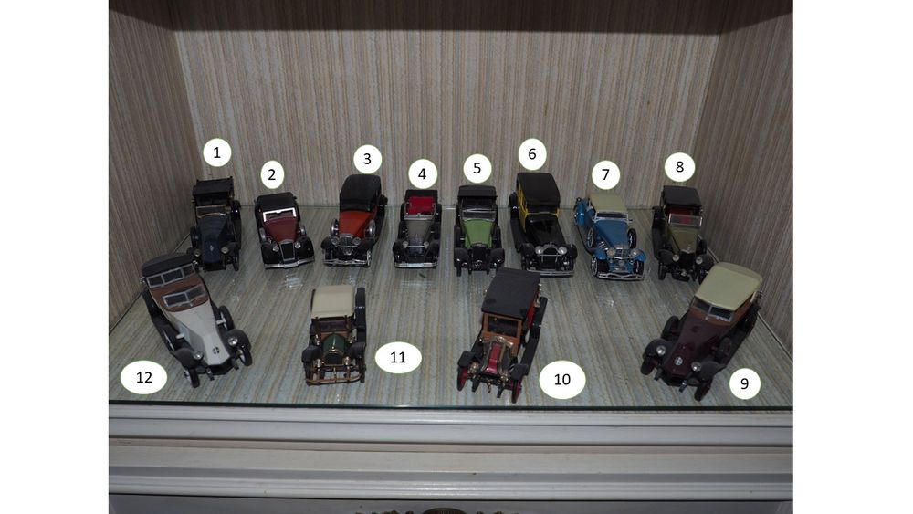 Voitures miniatures anciennes 60 Marseille 12 (13)