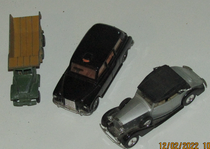 Lot 3 voitures miniatures originales 20 Ch�cy (45)