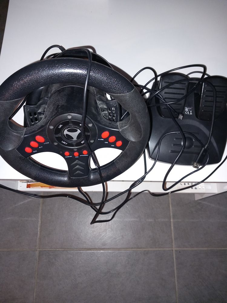 Volant PS4 25 Org�res (35)