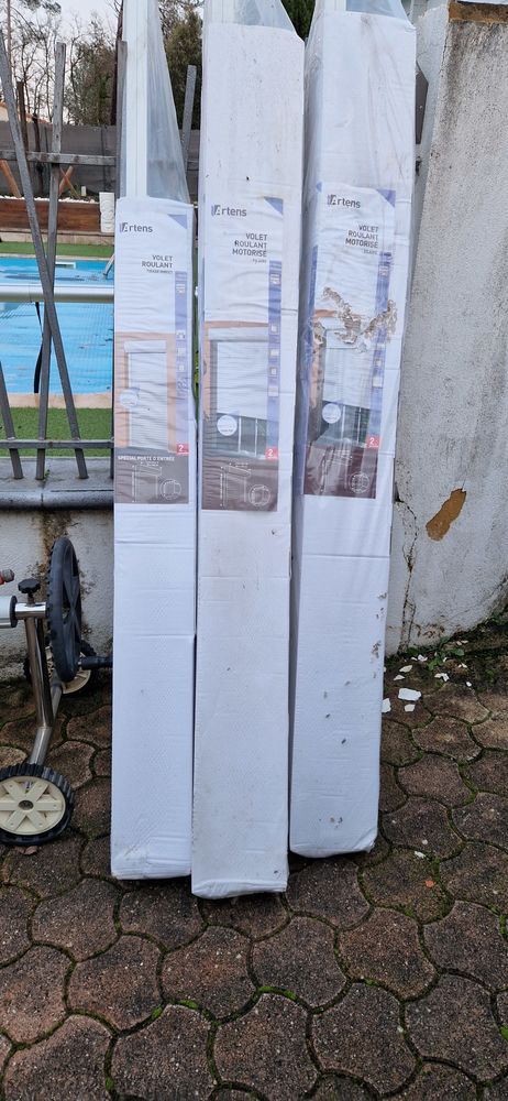 Volet roulant �lectrique 420 Rougiers (83)