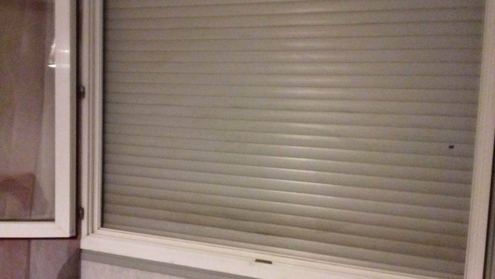 5  volets electrique 2000 larg- 1210ht 500 Saint-Priest (69)