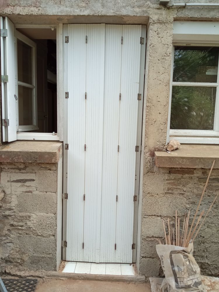 Volets de porte en PVC 50 Guillac (56)
