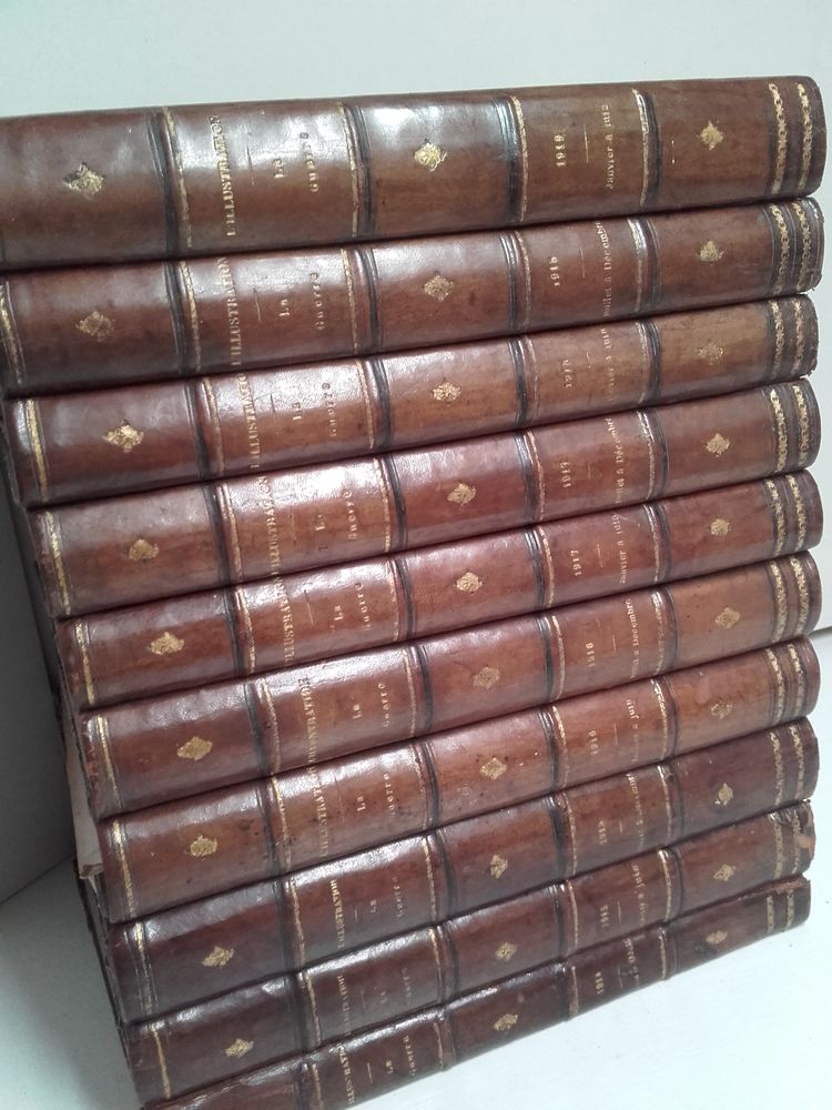 10 volumes relies l'illustration guerre 14-18 400 Ussel (19)