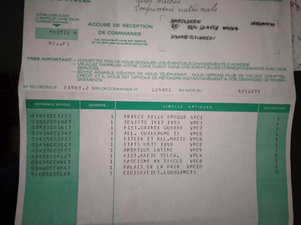 les 10 volumes L'UNIVERS CONTEMPORAIN 50 Bruailles (71)