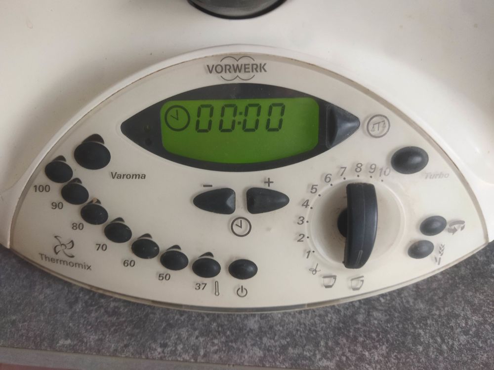 Vorwerk T31-1 avec accessoires et livre 500 Montpellier (34)