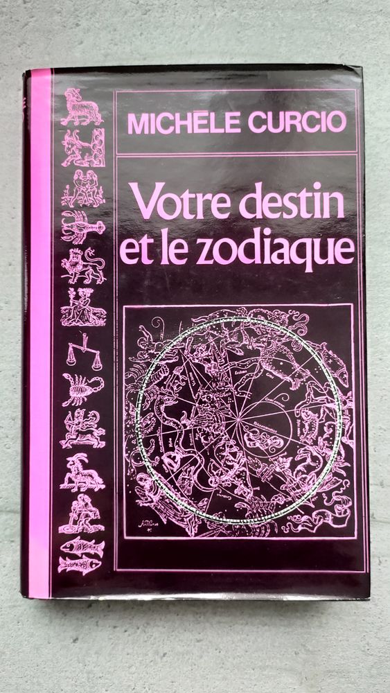 Votre Destin et le Zodiac de Mich�le Curcio - 301 Pages 7 Maureilhan (34)