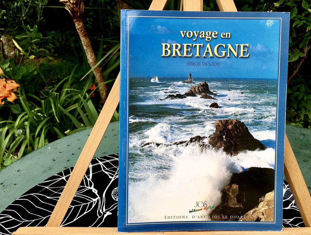 Voyage en BRETAGNE de Serge Duigou; Beau livre d'art neuf  6 L'Isle-Jourdain (32)