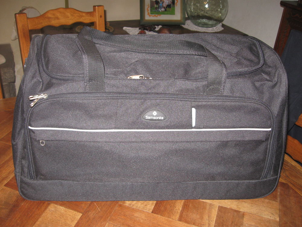 Sac de voyage jamais srevi
60 Digosville (50)