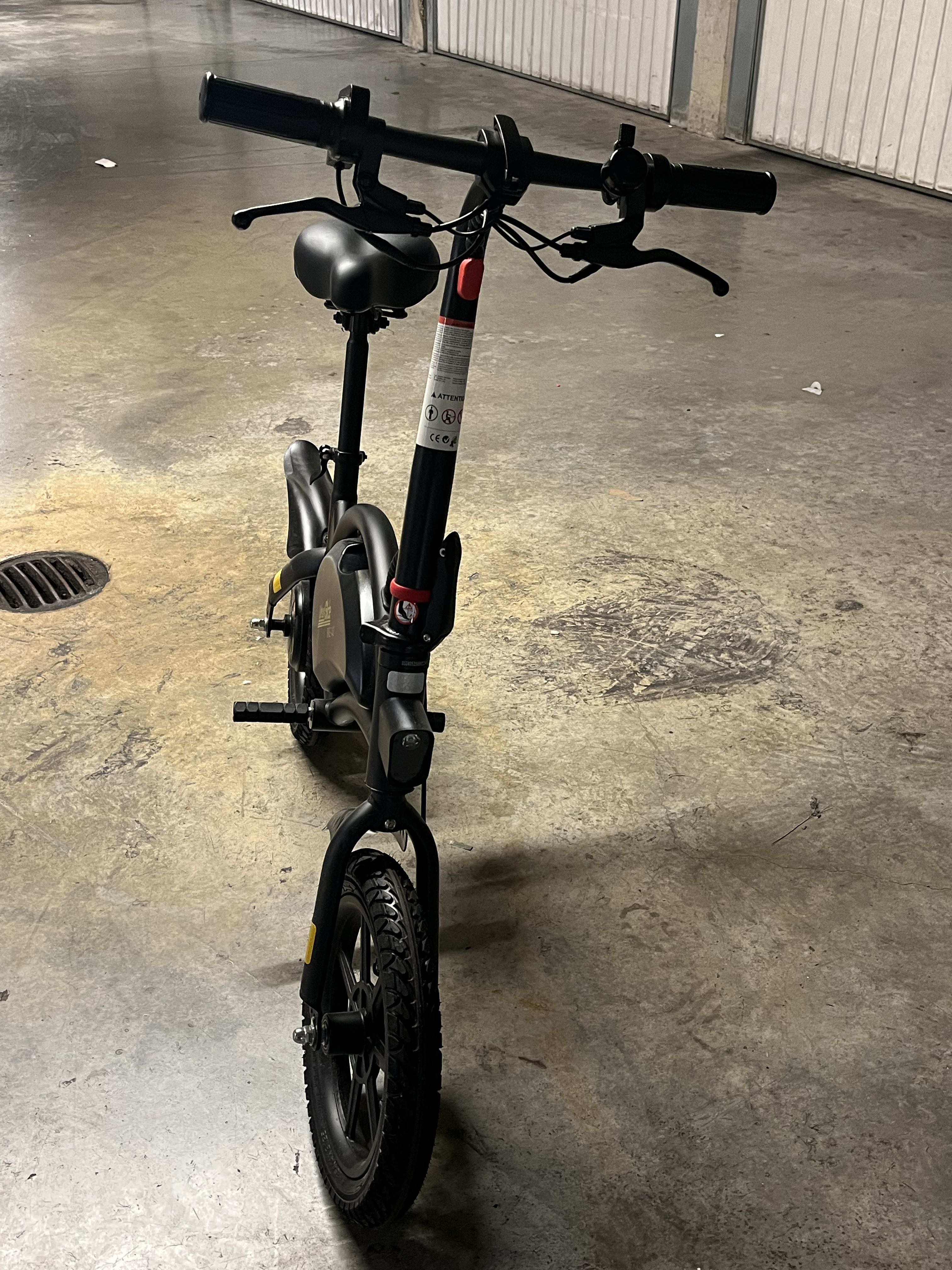 xbox one s mauve 1000giga �dition limit�e avec dresienne neuve 300 Marseille 3 (13)