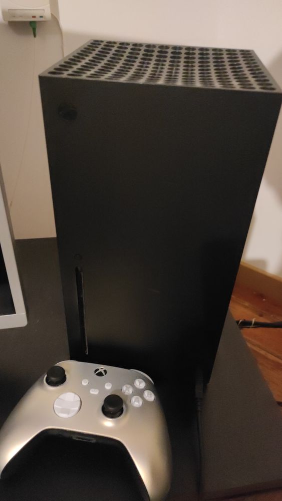 Xbox s�rie x 1to avec manette parfait �tat 360 Grenay (62)