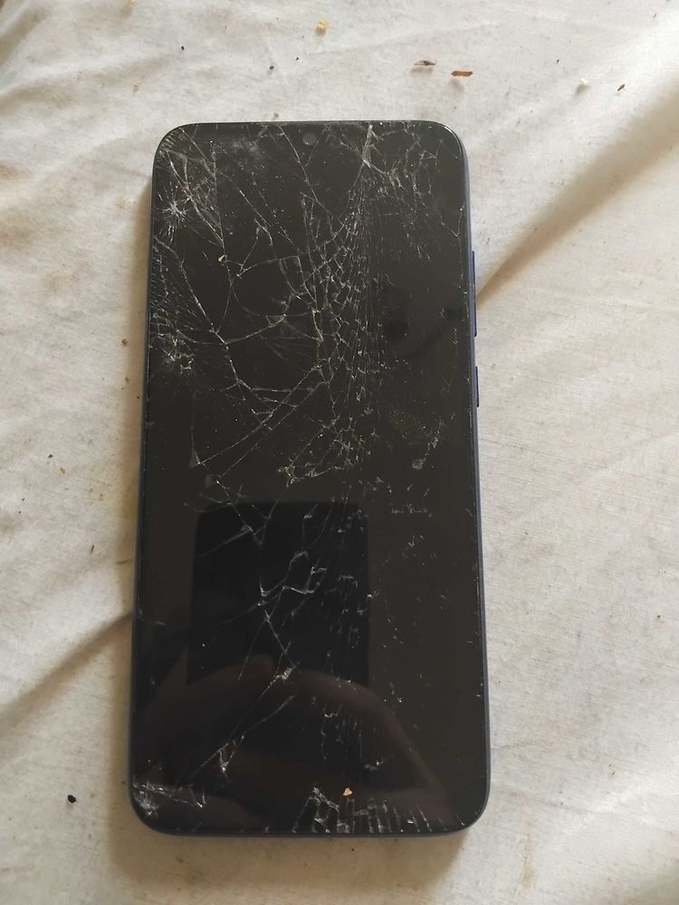 xiaomi redmi note 7 �cran �  changer 40 Vincennes (94)