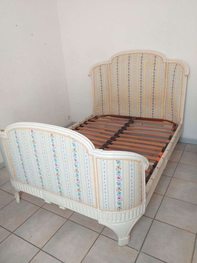 LIT XVII� 100 Nimes (30)