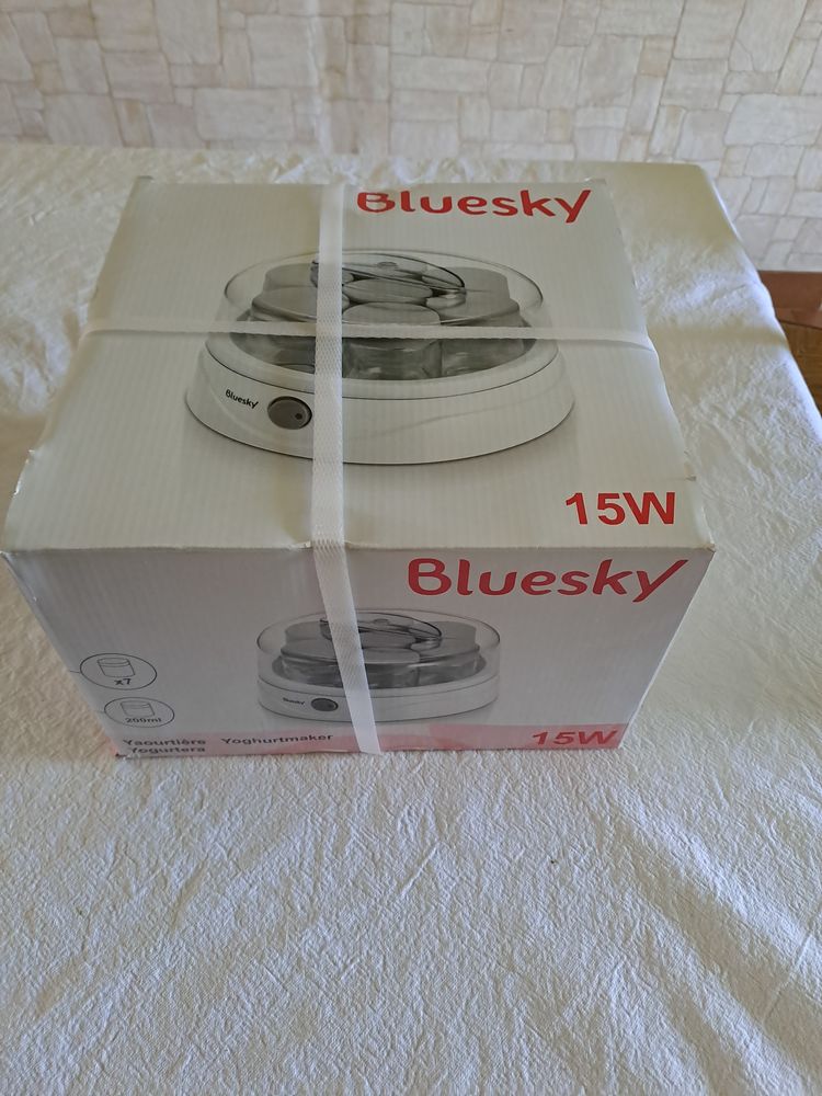 Yaourti�re neuve Blueky 10 Charbonnat (71)