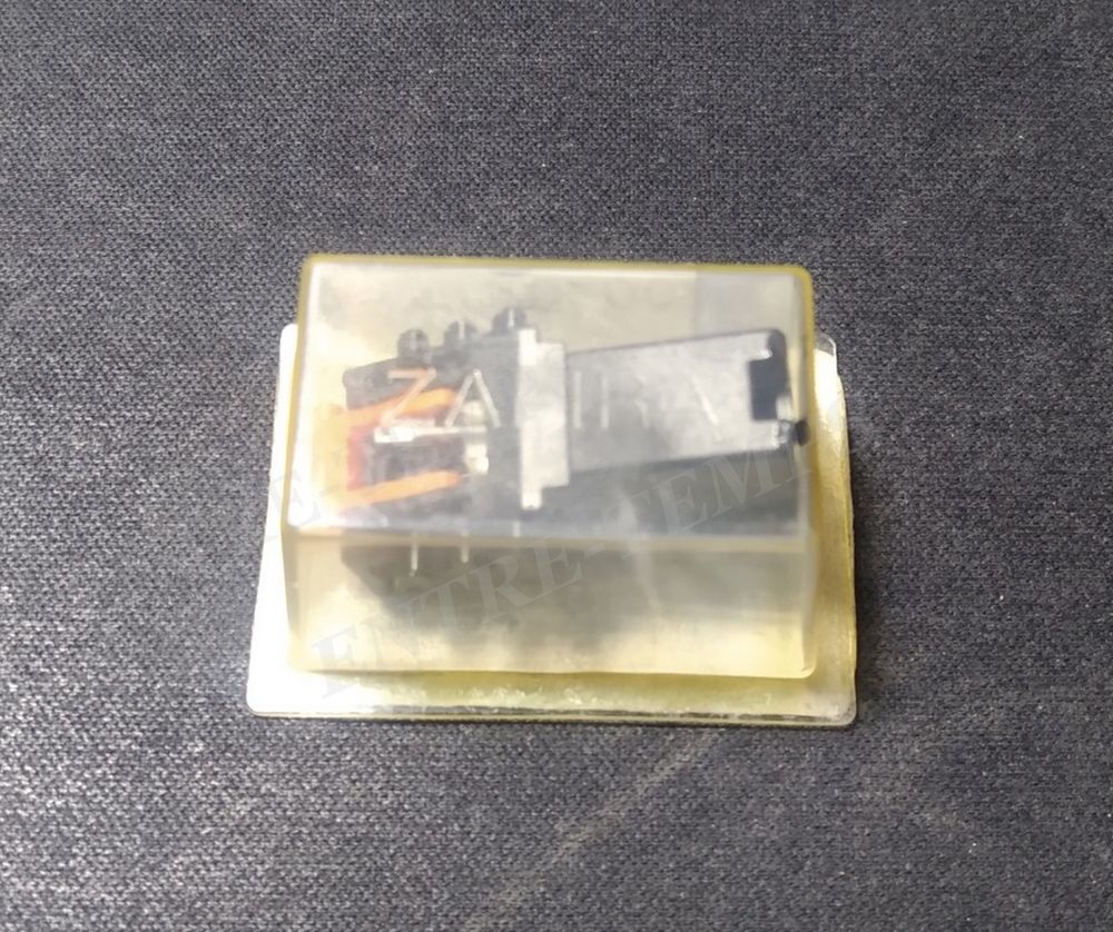 ZAFIRA 6383 SAPHIR STEREO NEUVE SCELLEE 33 Sergines (89)