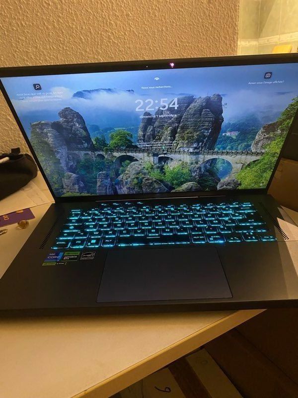 ROG ZEPHYRUS G16 + Souris et tapis offert 950 Toulouse (31)