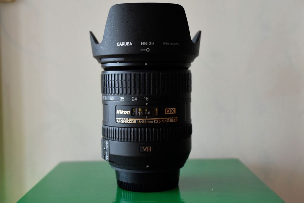 Zoom AF-S Nikkor 16-85 mm f/3.5-5.6 G ED VR II 180 Gruffy (74)