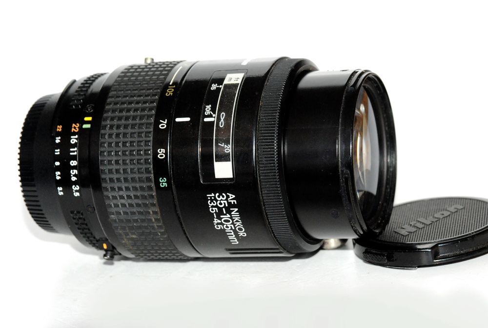 ZOOM NIKON  A.F.  35x105 mm. 95 Biarritz (64)