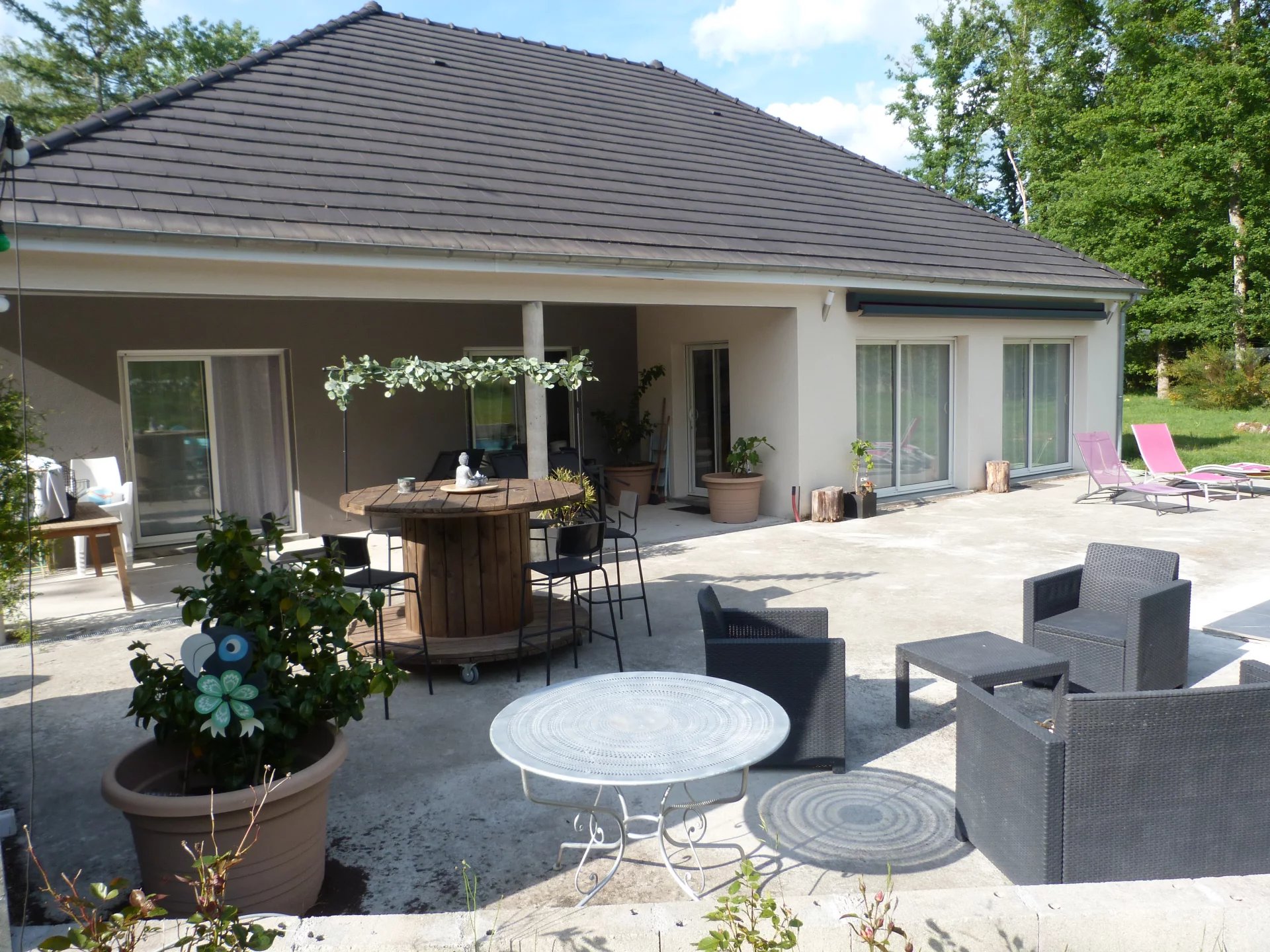 appartement à louer tanger par mois   97