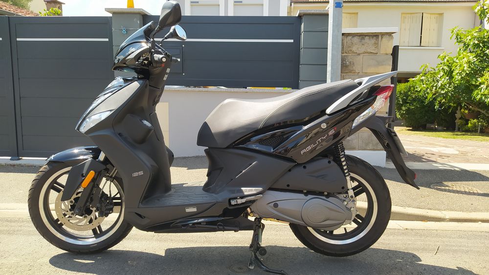 Scooter Kymco + de 125 cm3 occasion annonces achat, vente de scooters