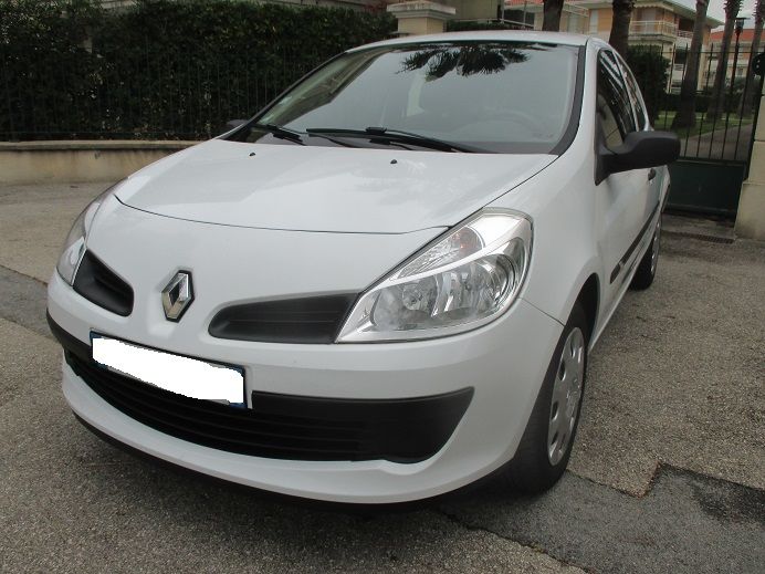 Voiture Renault Clio Iii Occasion A Grasse 06130 Annonces Achat De Vehicules Renault Clio Iii