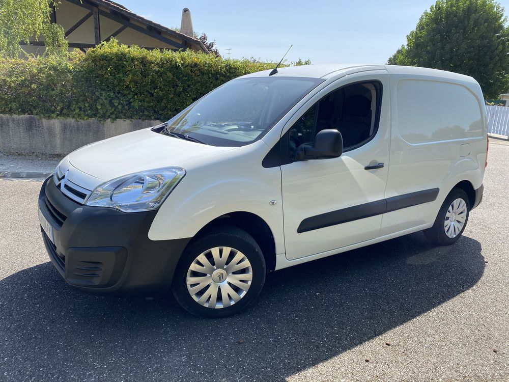 Voiture Citroën Berlingo occasion en Gironde
