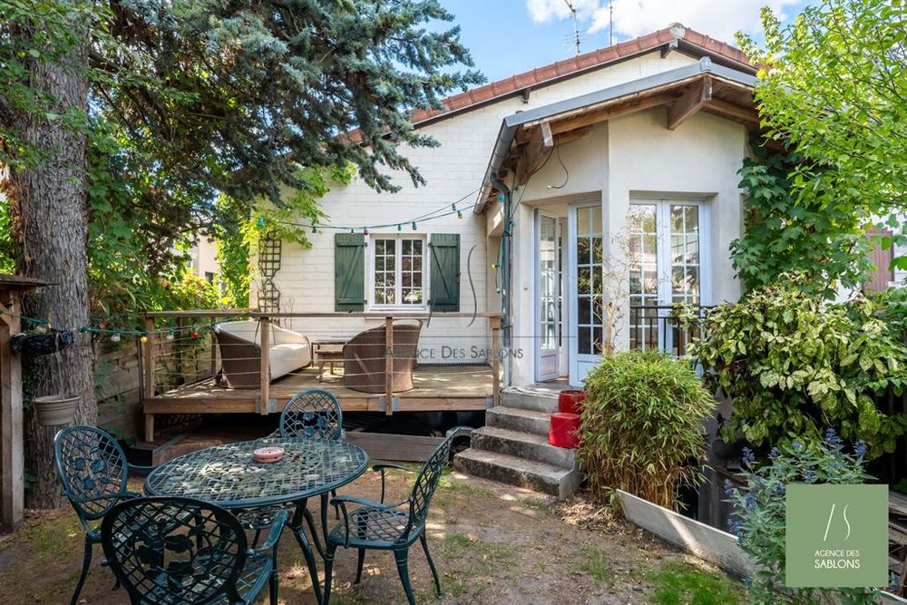 A VENDRE PAR L'AGENCE DES SABLONS - Exclusivité - Au cal....
