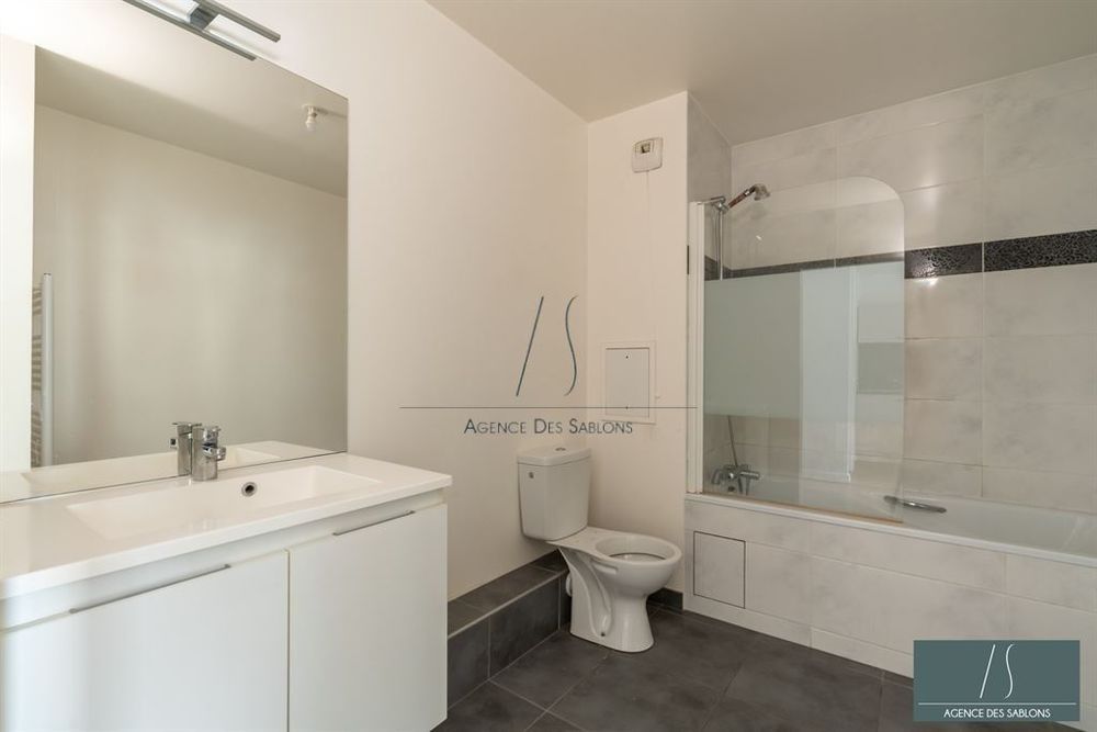 A VENDRE PAR L'AGENCE DES SABLONS - Quartier des Landes ....