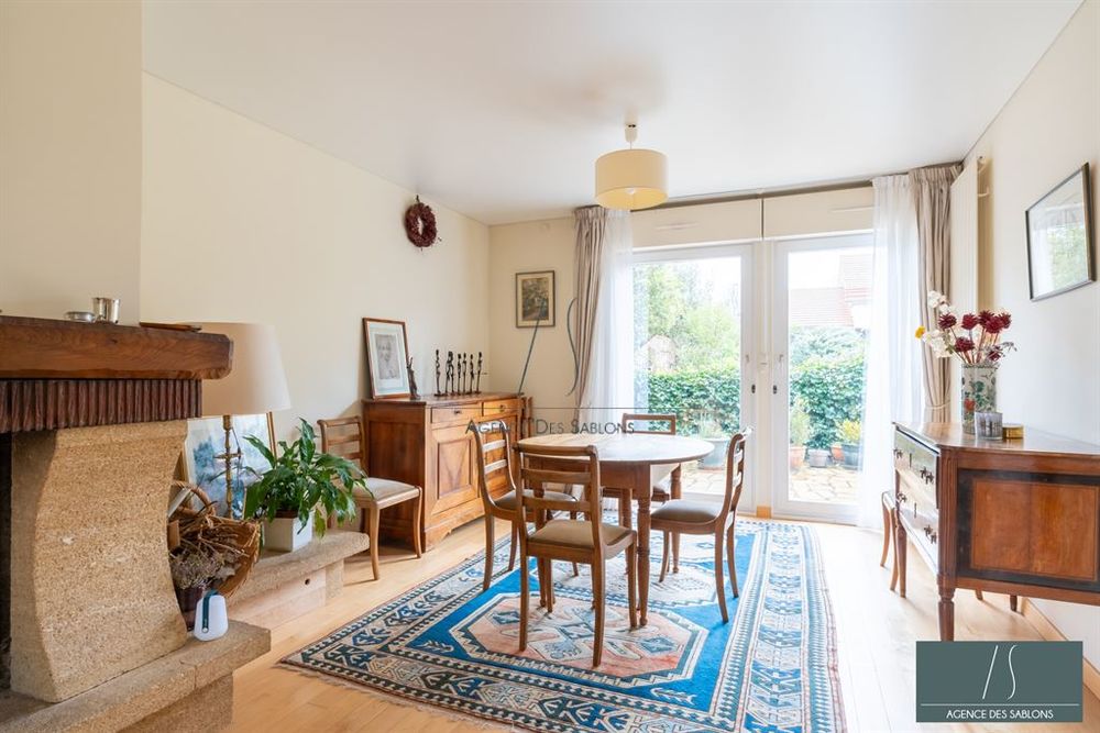 A VENDRE PAR L'AGENCE DES SABLONS - Montesson Rabaux - À....