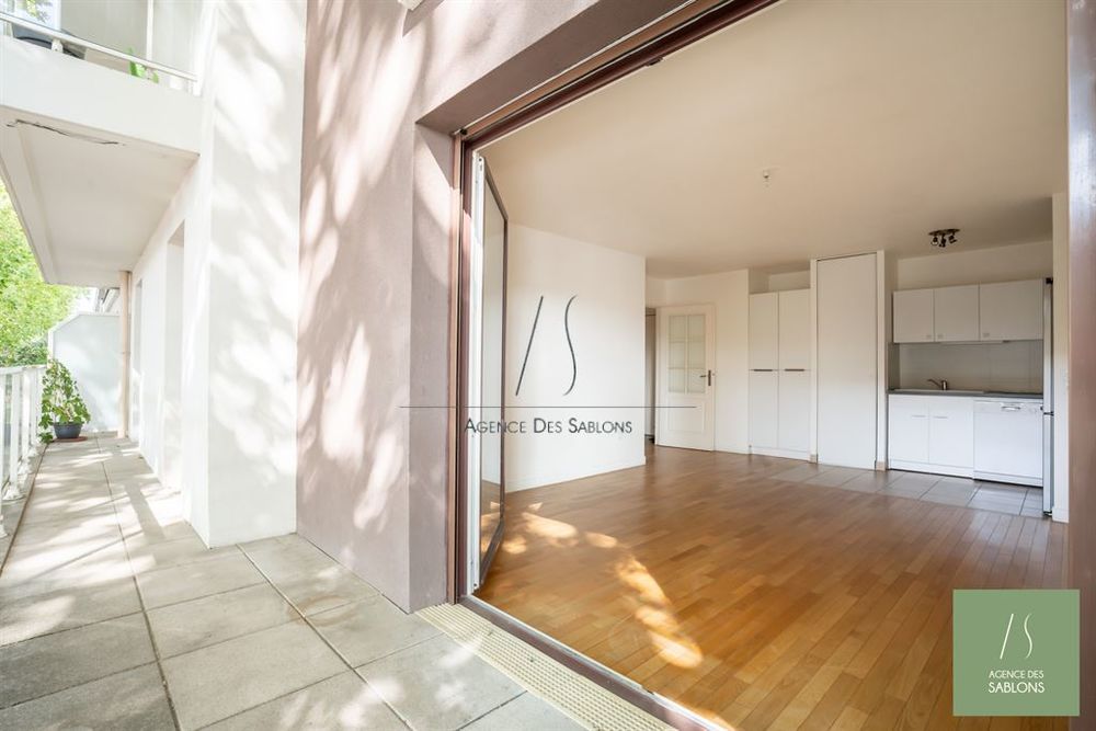 A VENDRE PAR L'AGENCE DES SABLONS - Quartier Charmettes ....