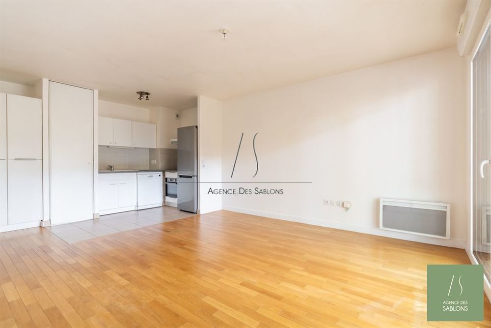A VENDRE PAR L'AGENCE DES SABLONS - Quartier Charmettes ....