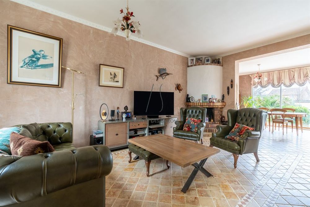 A VENDRE PAR L'AGENCE DES SABLONS - Maison individuelle ....