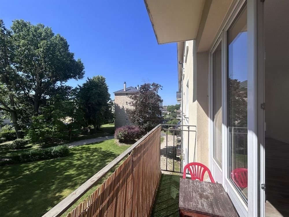 A VENDRE PAR L'AGENCE DES SABLONS - Situé au sein d’une ....