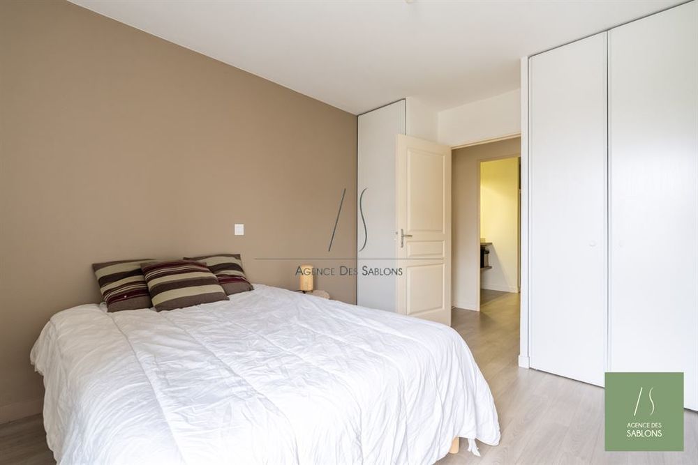 A VENDRE PAR L'AGENCE DES SABLONS - Exclusivité - En lim....