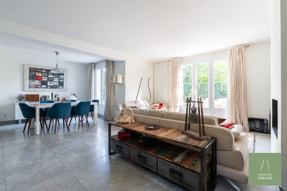 A VENDRE PAR L'AGENCE DES SABLONS - Exclusivité - Au sei....