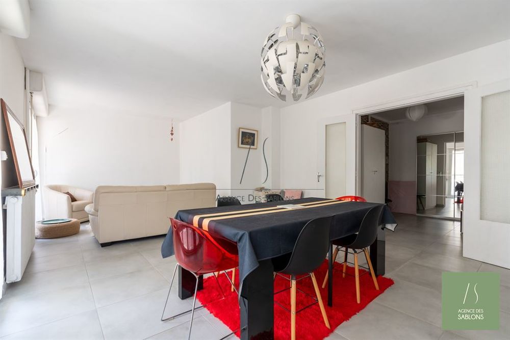A VENDRE PAR L'AGENCE DES SABLONS - Exclusivité  À prox....