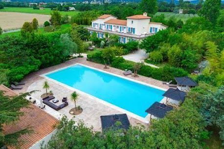 G&Icirc;TE ET CHAMBRES D'H&Ocirc;TES, GRAND POTENTIEL &Eacute;V&Eacute;NEMENTIEL, TENNIS ET PISCINE SECTEUR D'ALES. 1612200 30100 Ales